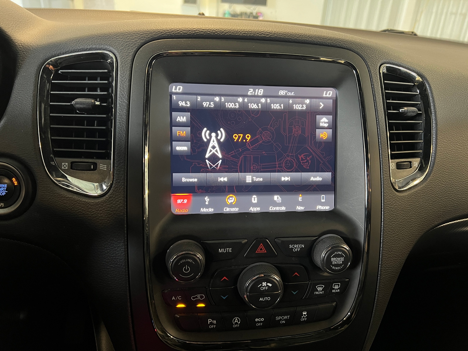 Thumbnail: 2019 Dodge Durango - 3