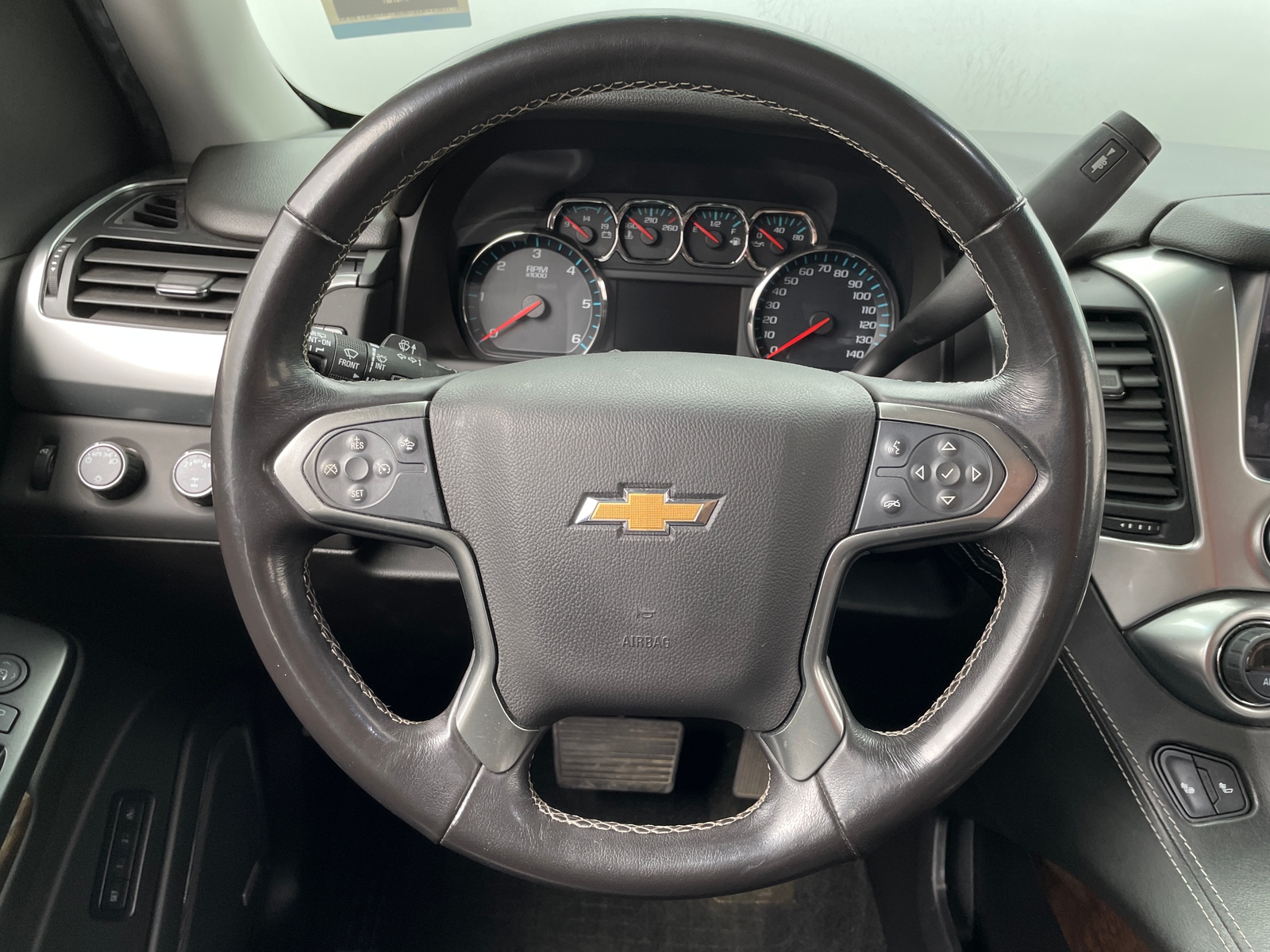 Thumbnail: 2018 Chevrolet Tahoe - 4