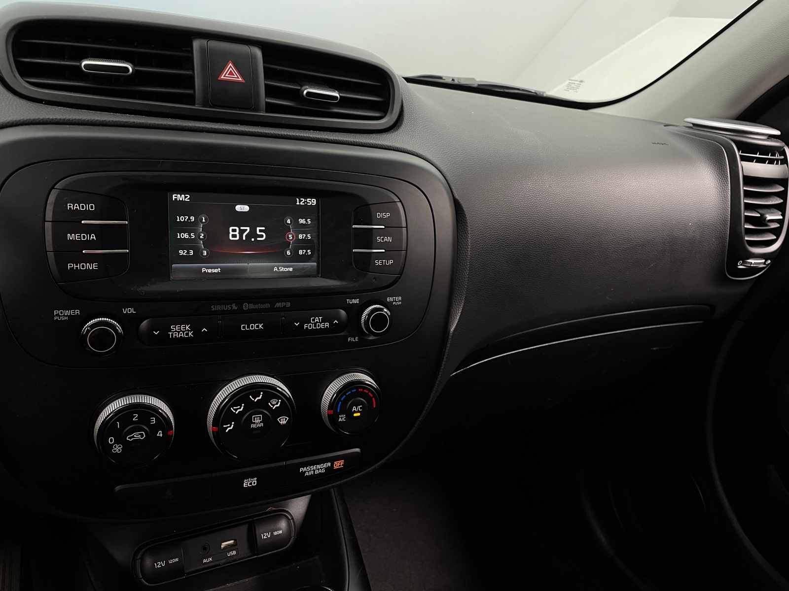 Thumbnail: 2016 Kia Soul - 4