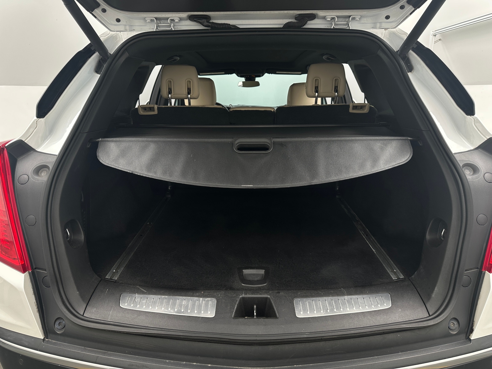 Thumbnail: 2017 Cadillac XT5 - 6