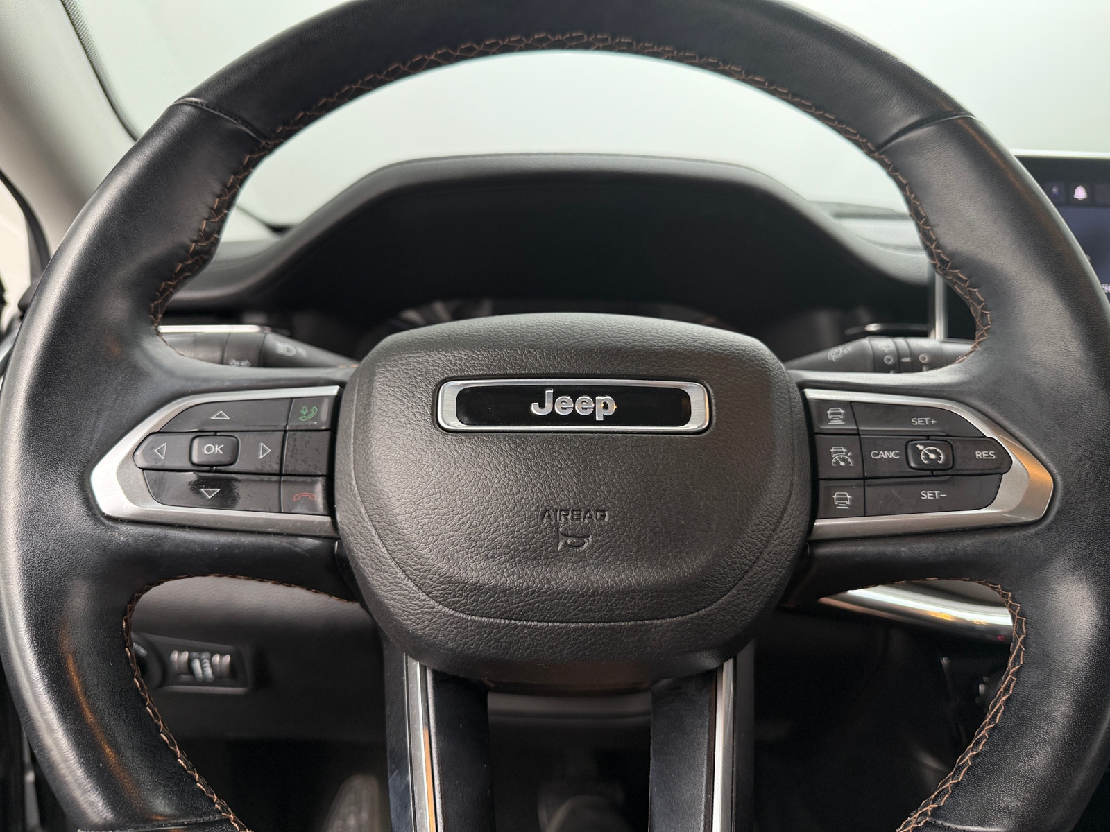 Thumbnail: 2022 Jeep Compass - 4