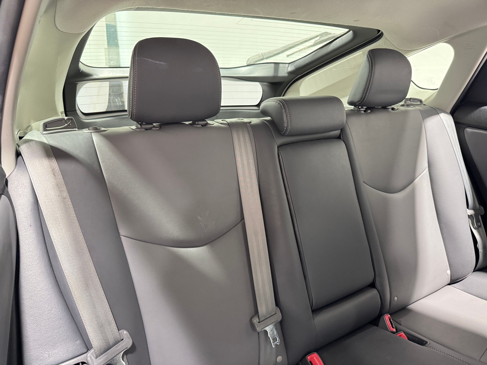 Thumbnail: 2015 Toyota Prius - 5