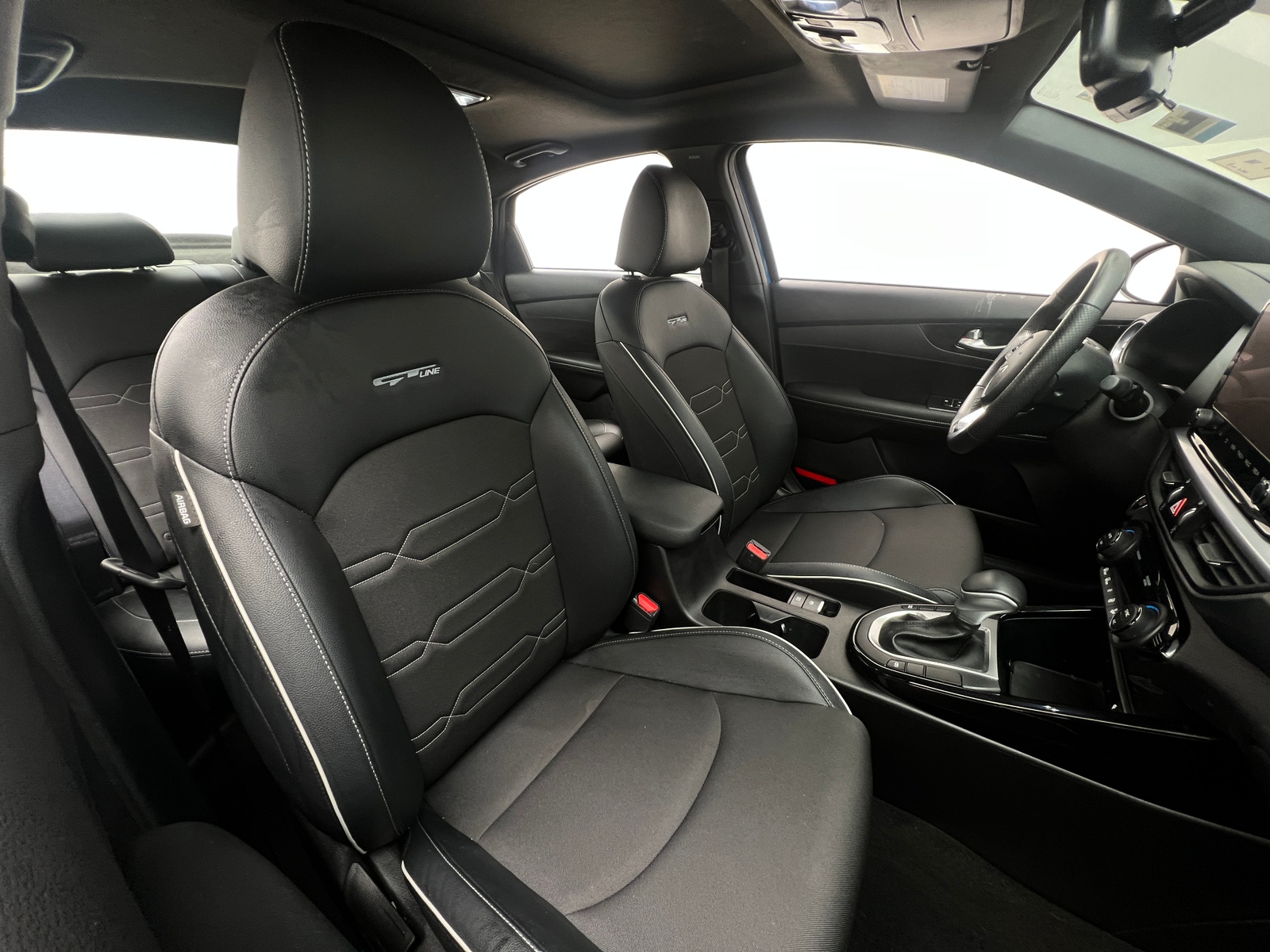 Thumbnail: 2023 Kia Forte - 2