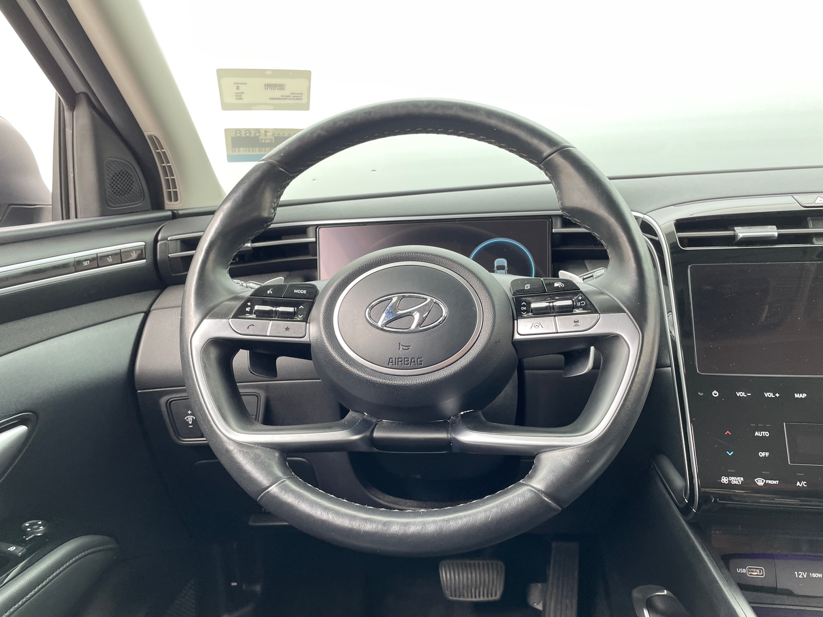 Thumbnail: 2022 Hyundai Tucson - 4