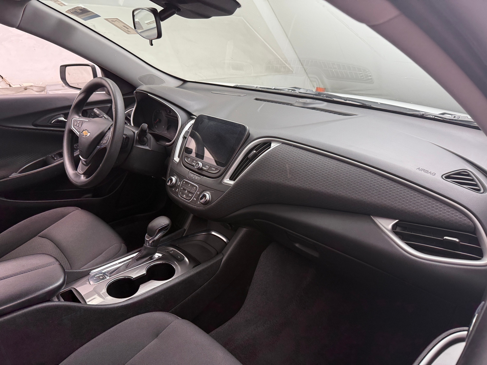 Thumbnail: 2024 Chevrolet Malibu - 3