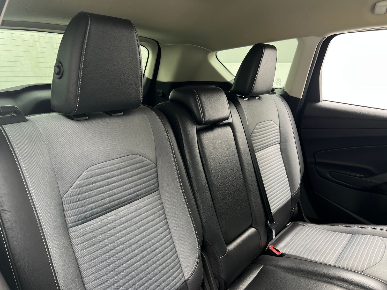 Thumbnail: 2019 Ford Escape - 5