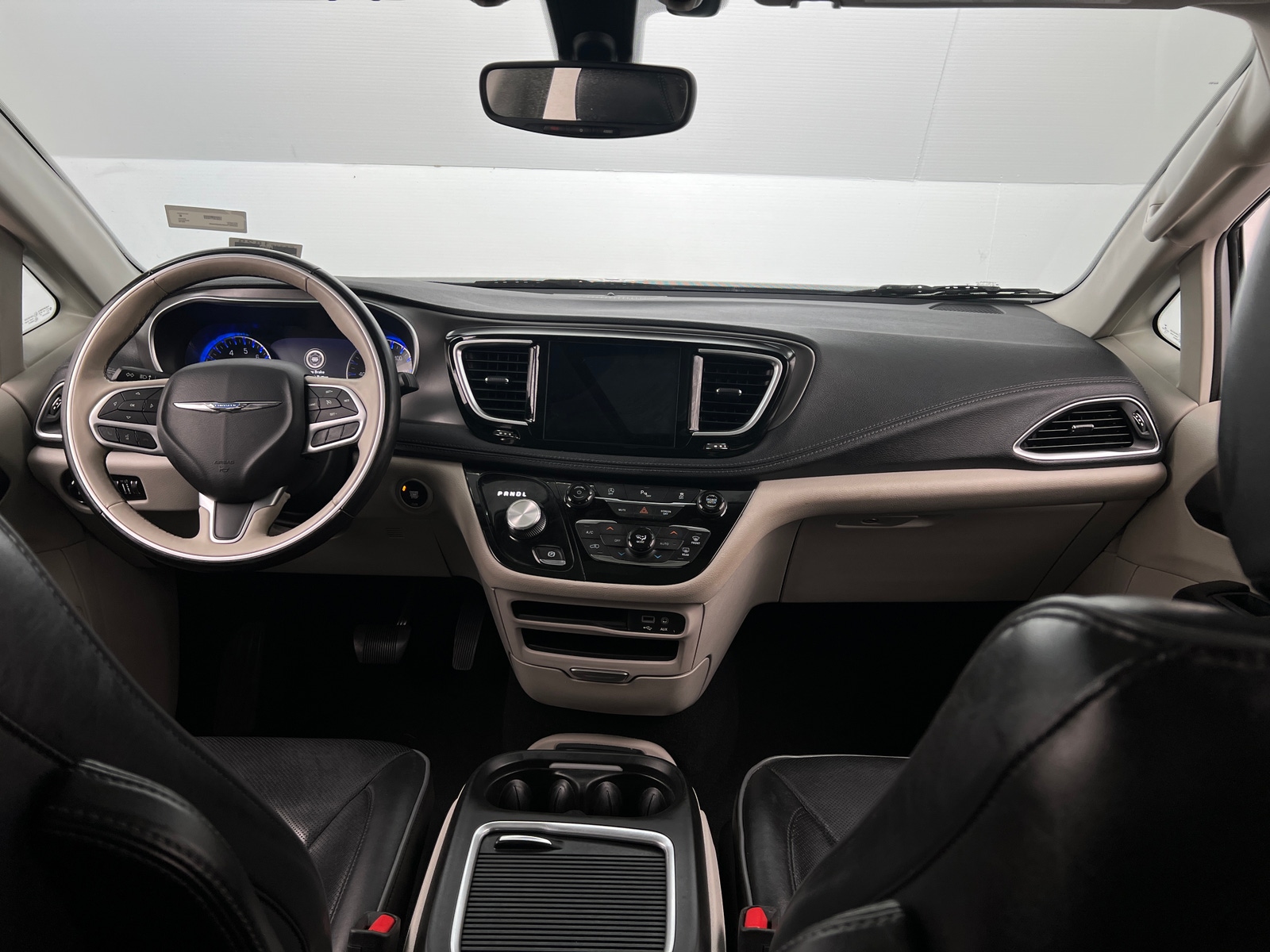Thumbnail: 2018 Chrysler Pacifica - 2