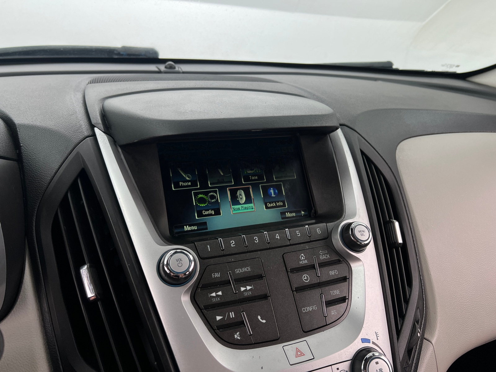 Thumbnail: 2017 Chevrolet Equinox - 4