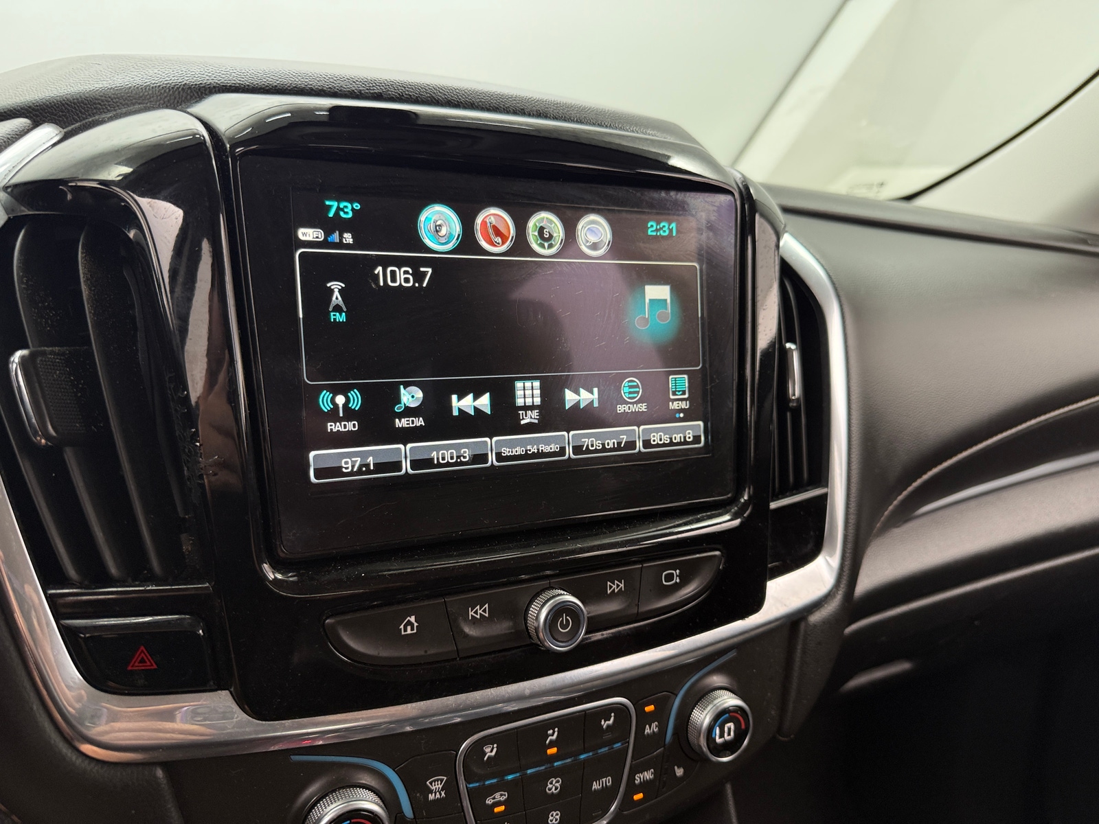 Thumbnail: 2018 Chevrolet Traverse - 4