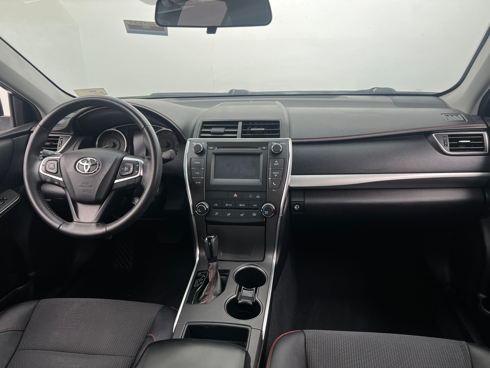 Thumbnail: 2016 Toyota Camry - 3