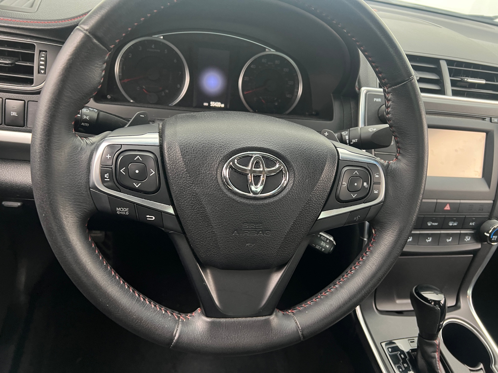 Thumbnail: 2016 Toyota Camry - 5