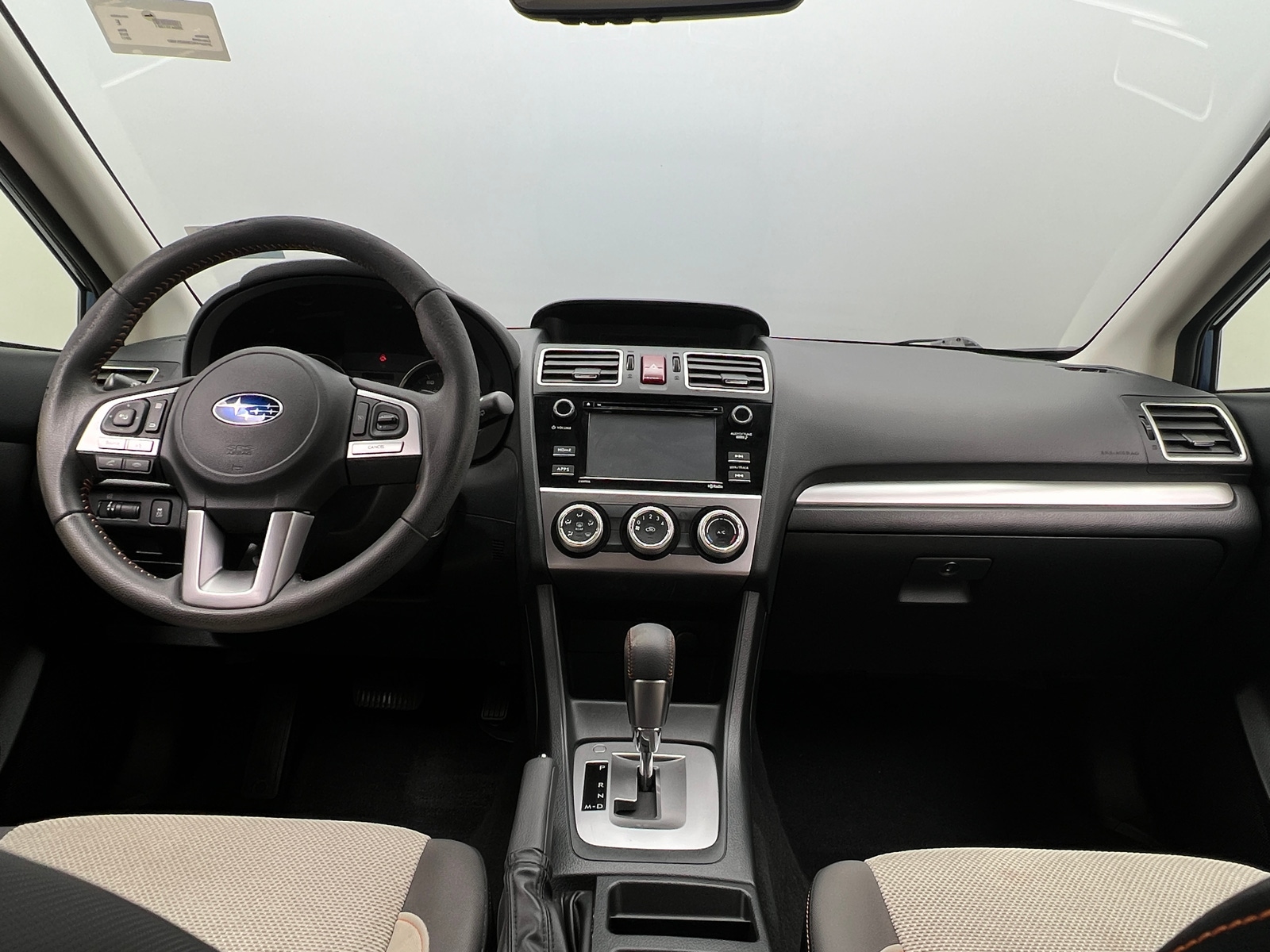 Thumbnail: 2017 Subaru Crosstrek - 3