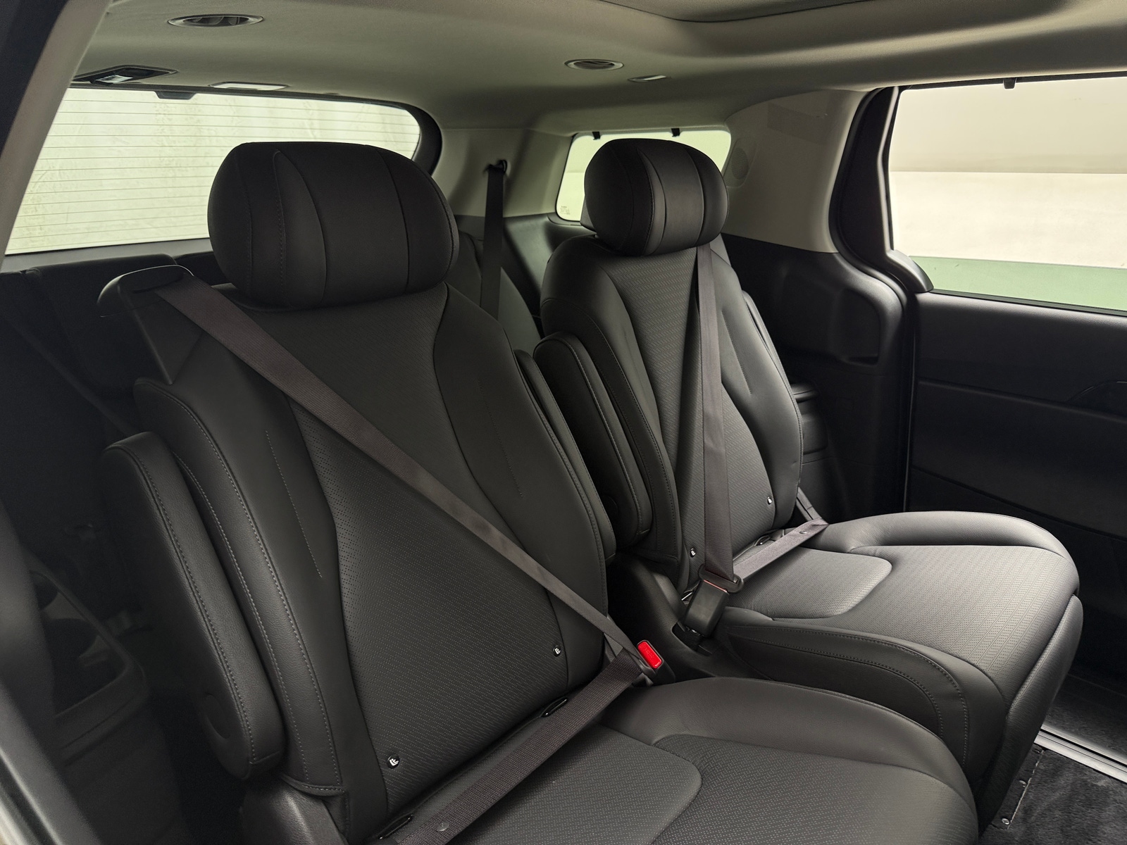 Thumbnail: 2025 Kia Carnival - 5