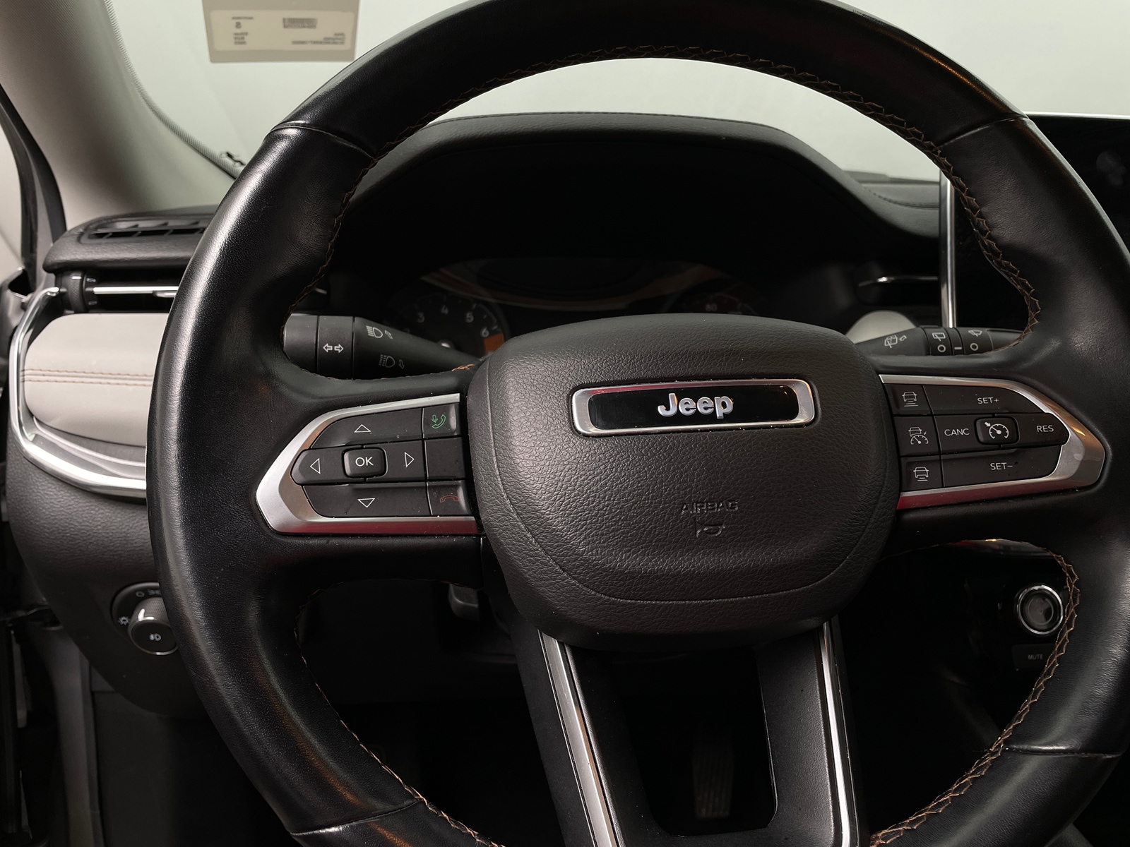Thumbnail: 2022 Jeep Compass - 4