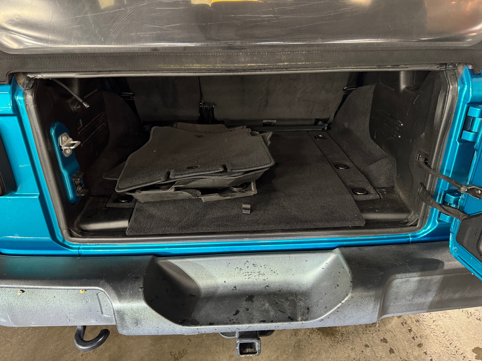 Thumbnail: 2020 Jeep Wrangler - 7
