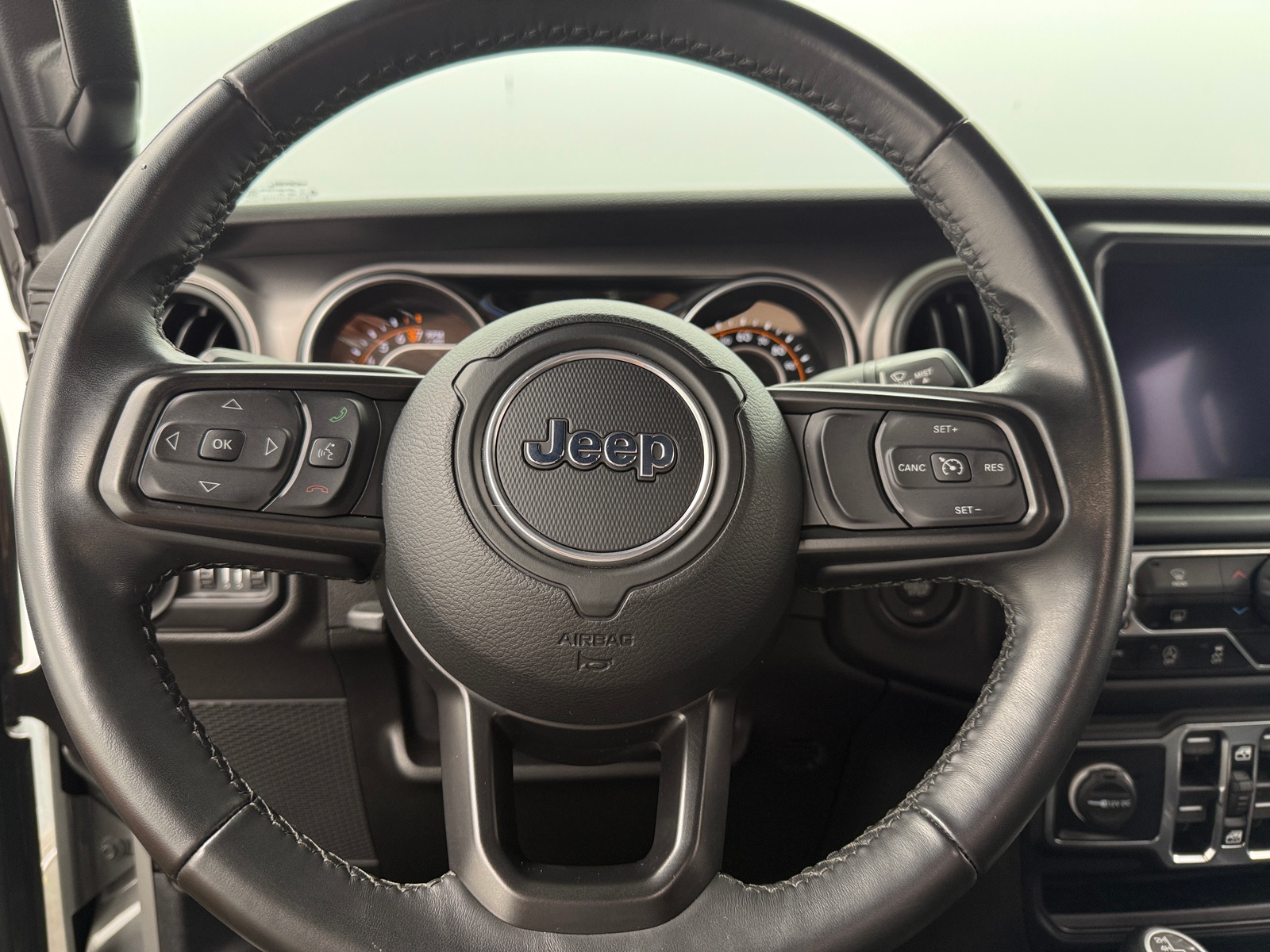 Thumbnail: 2021 Jeep Gladiator - 5