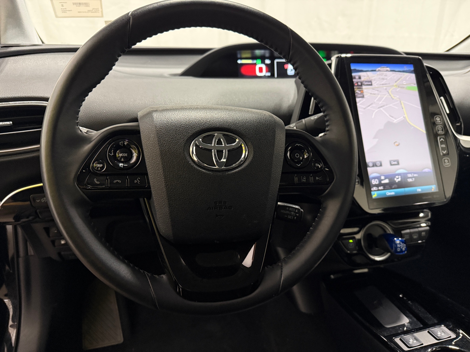 Thumbnail: 2020 Toyota Prius Prime - 4