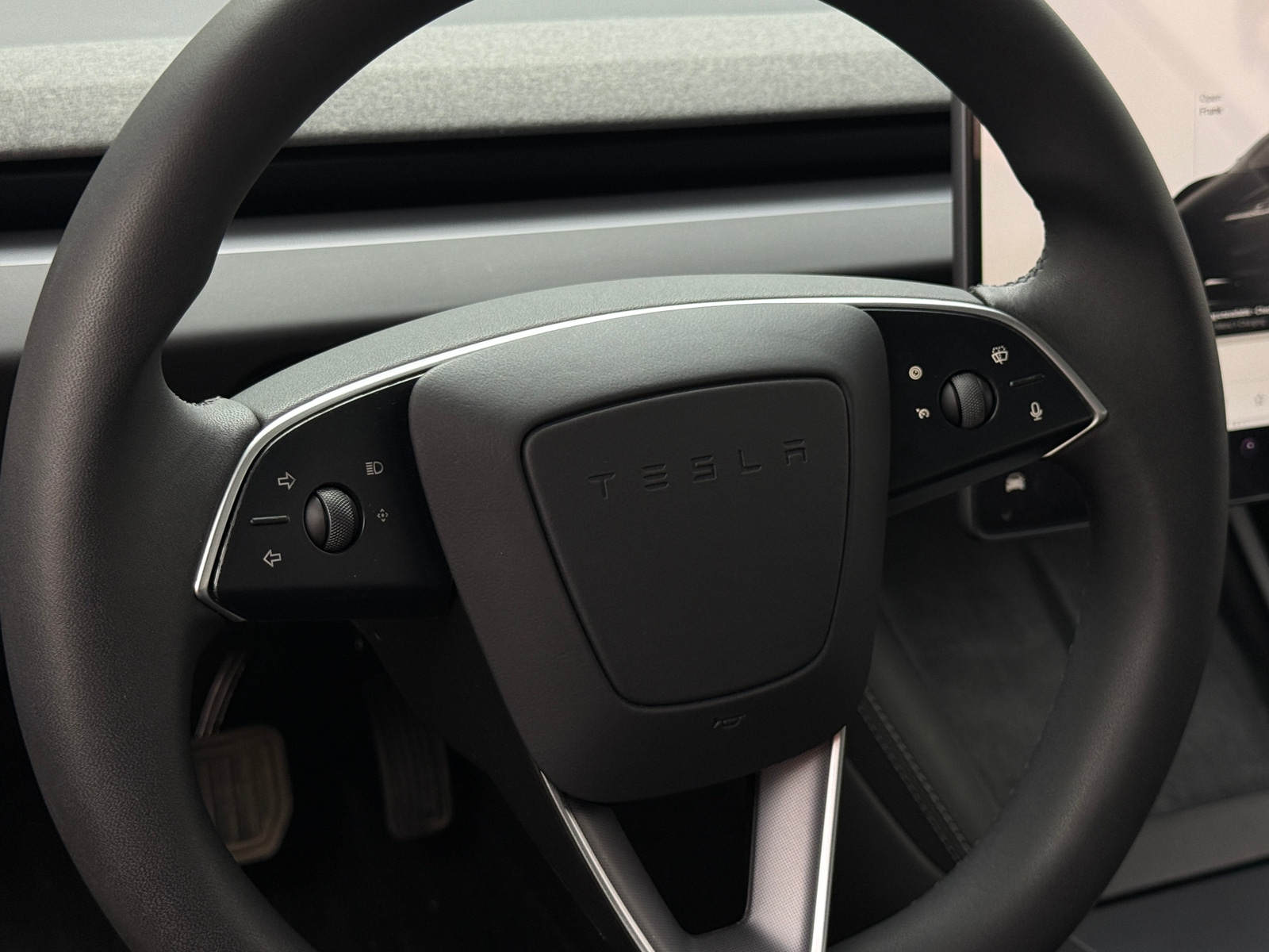 Thumbnail: 2025 Tesla Model 3 - 4