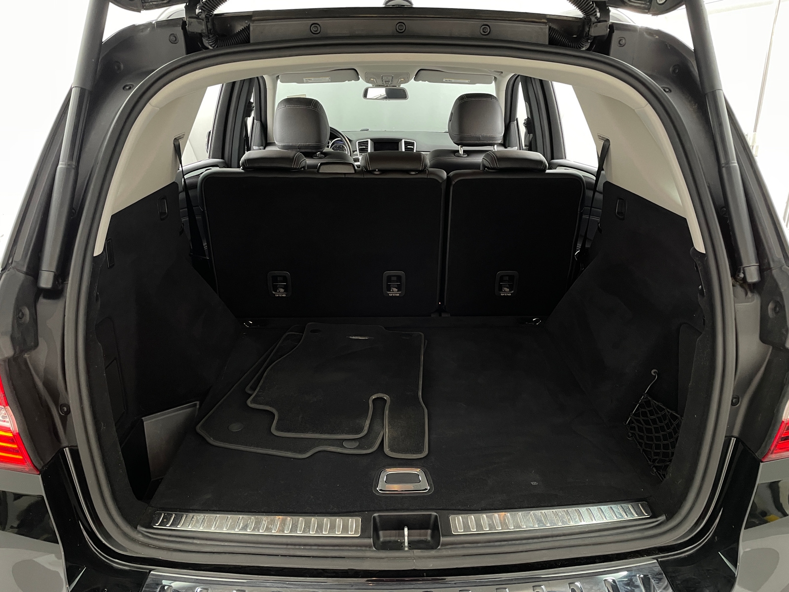 Thumbnail: 2015 Mercedes-Benz M-Class - 6