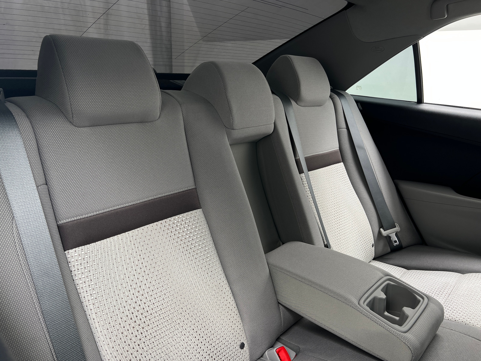 Thumbnail: 2014 Toyota Camry - 6