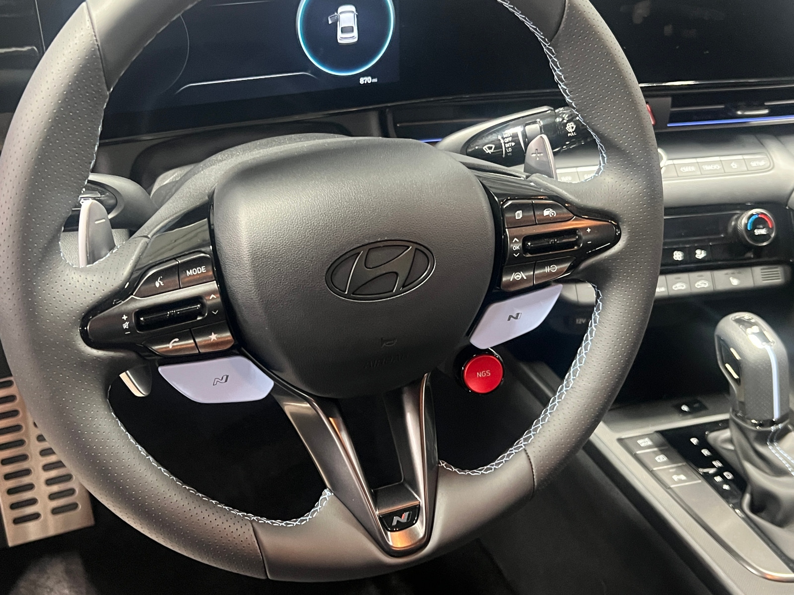 Thumbnail: 2025 Hyundai Elantra - 4