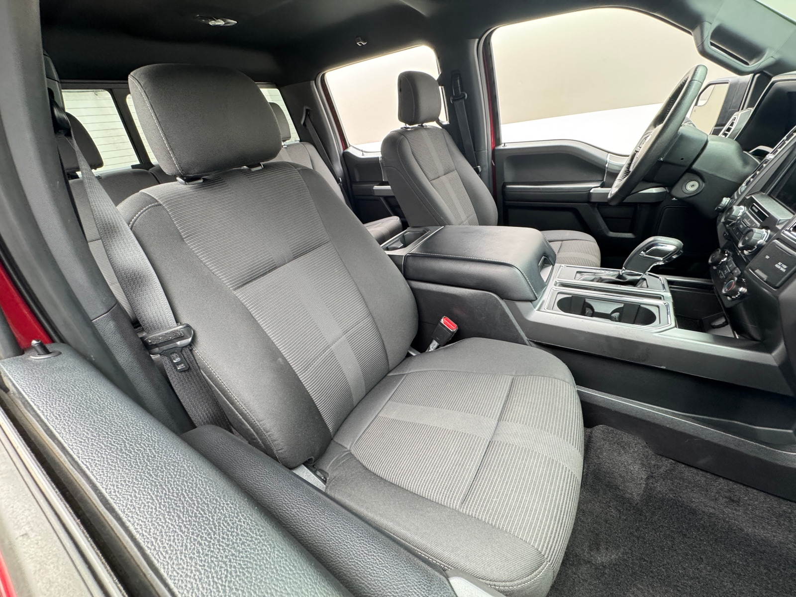 Thumbnail: 2016 Ford Econoline - 2