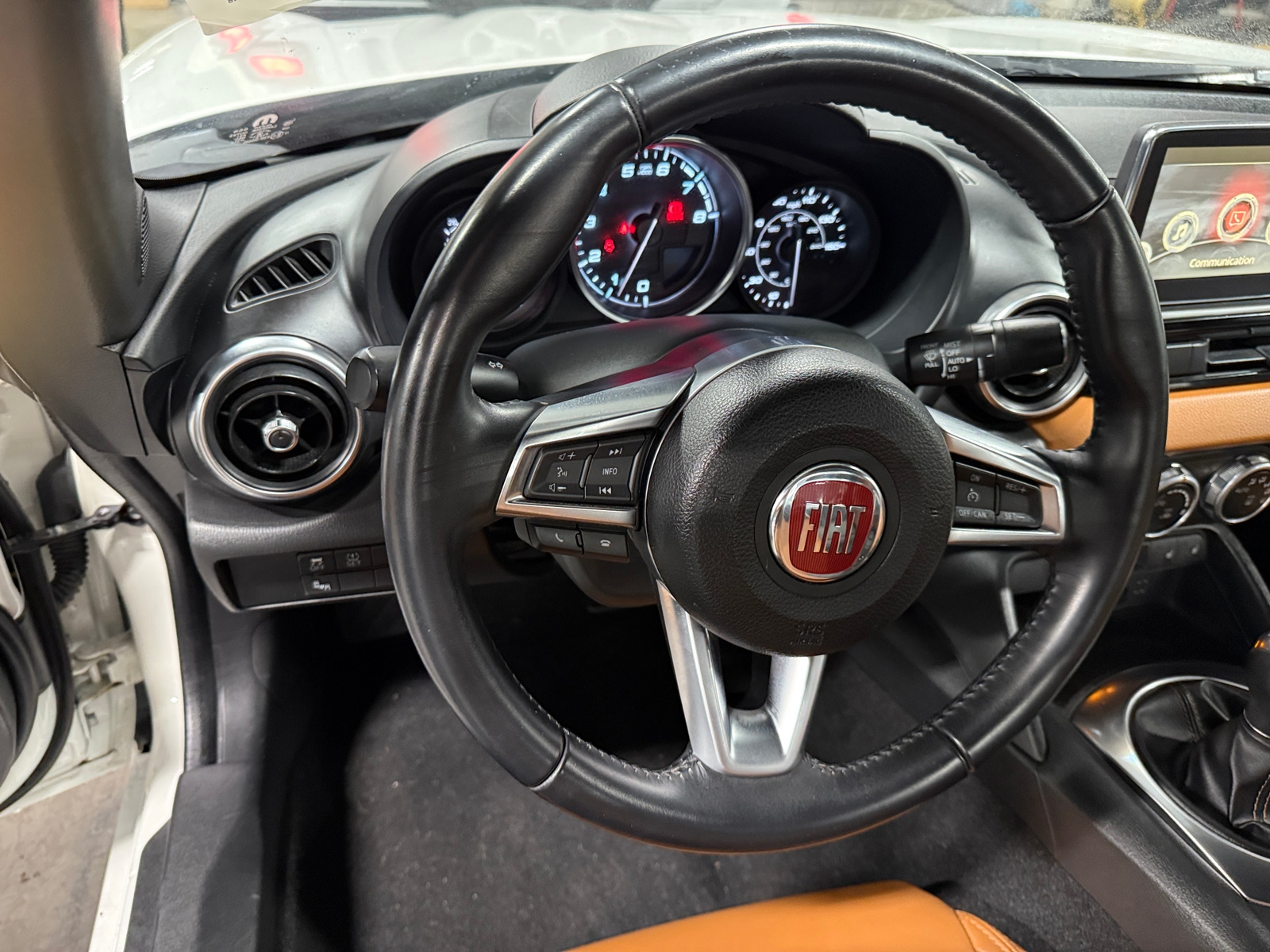 Thumbnail: 2018 Fiat 124 Spider - 4