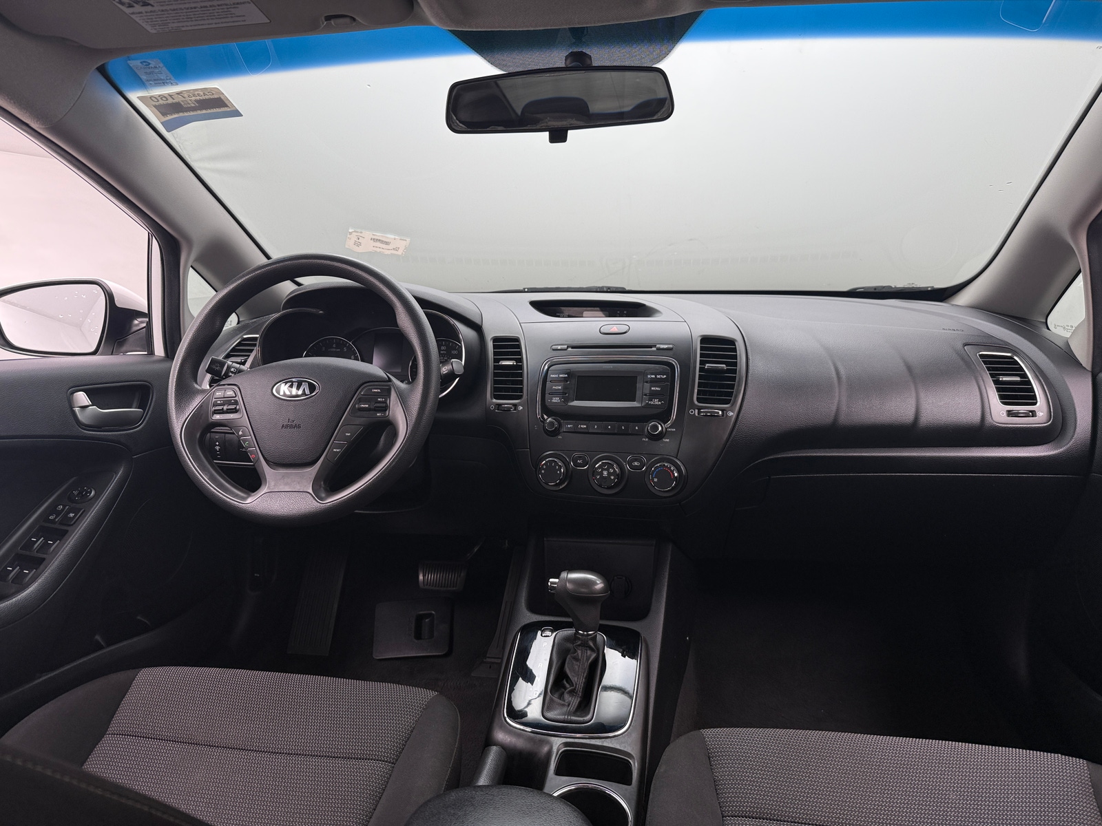 Thumbnail: 2018 Kia Forte - 3