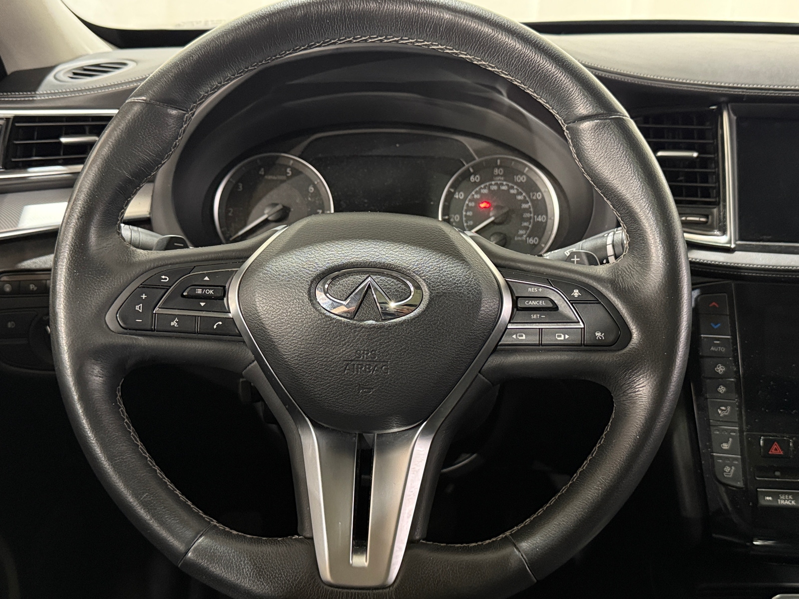 Thumbnail: 2020 INFINITI QX50 - 4