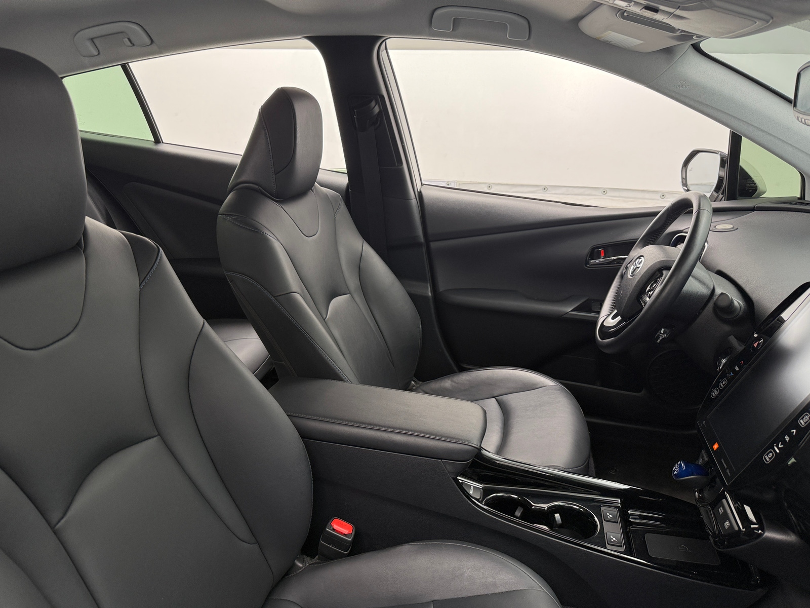 Thumbnail: 2020 Toyota Prius - 2