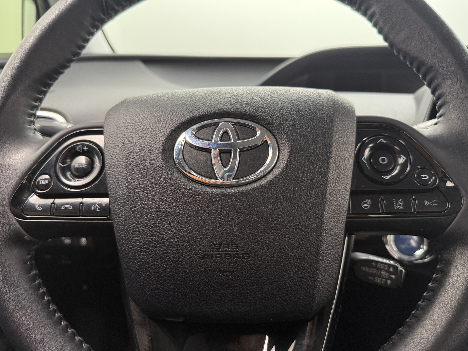 Thumbnail: 2020 Toyota Prius - 5