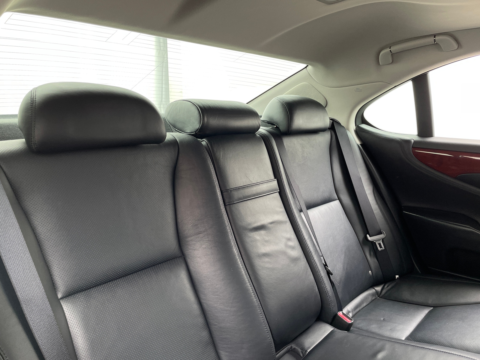 Thumbnail: 2010 Lexus LS - 5