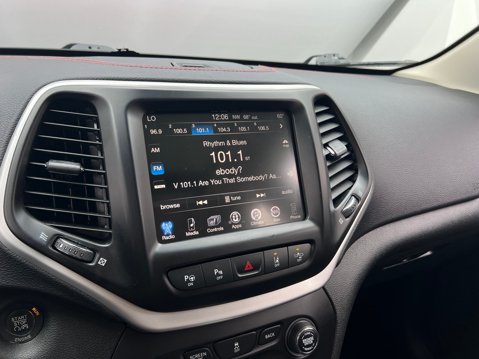 Thumbnail: 2014 Jeep Cherokee - 4