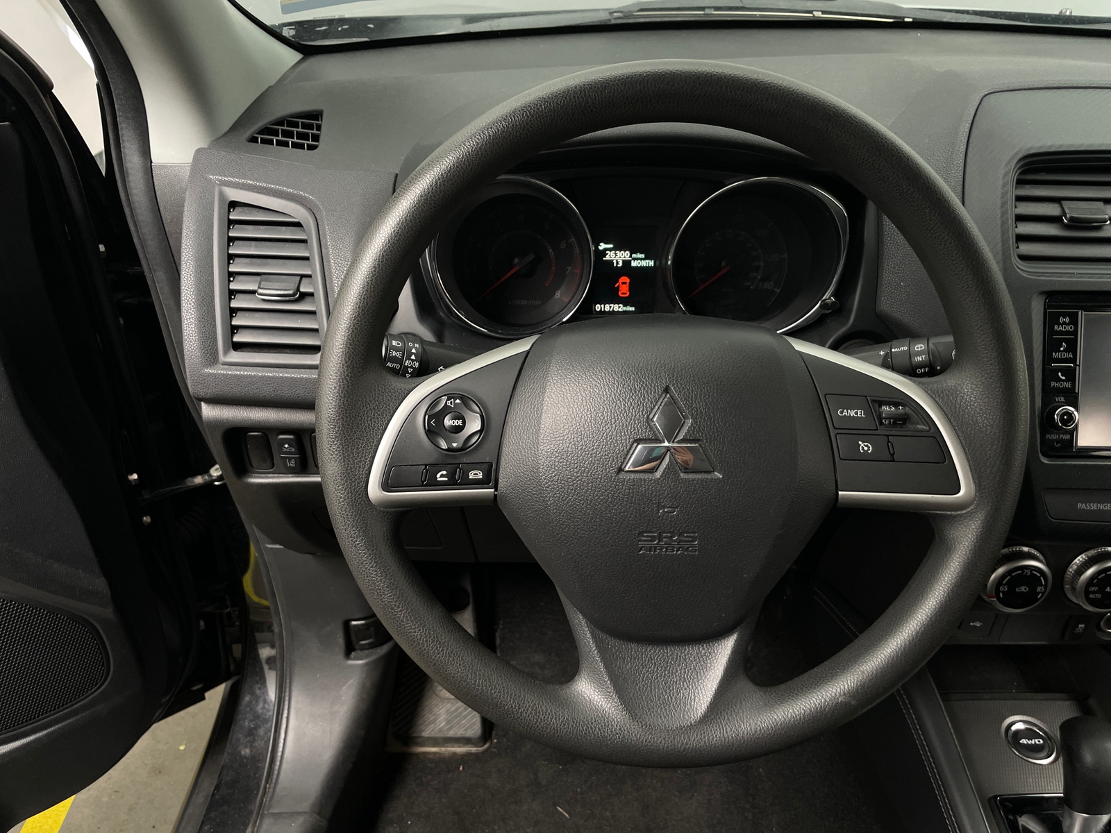 Thumbnail: 2023 Mitsubishi Outlander Sport - 5