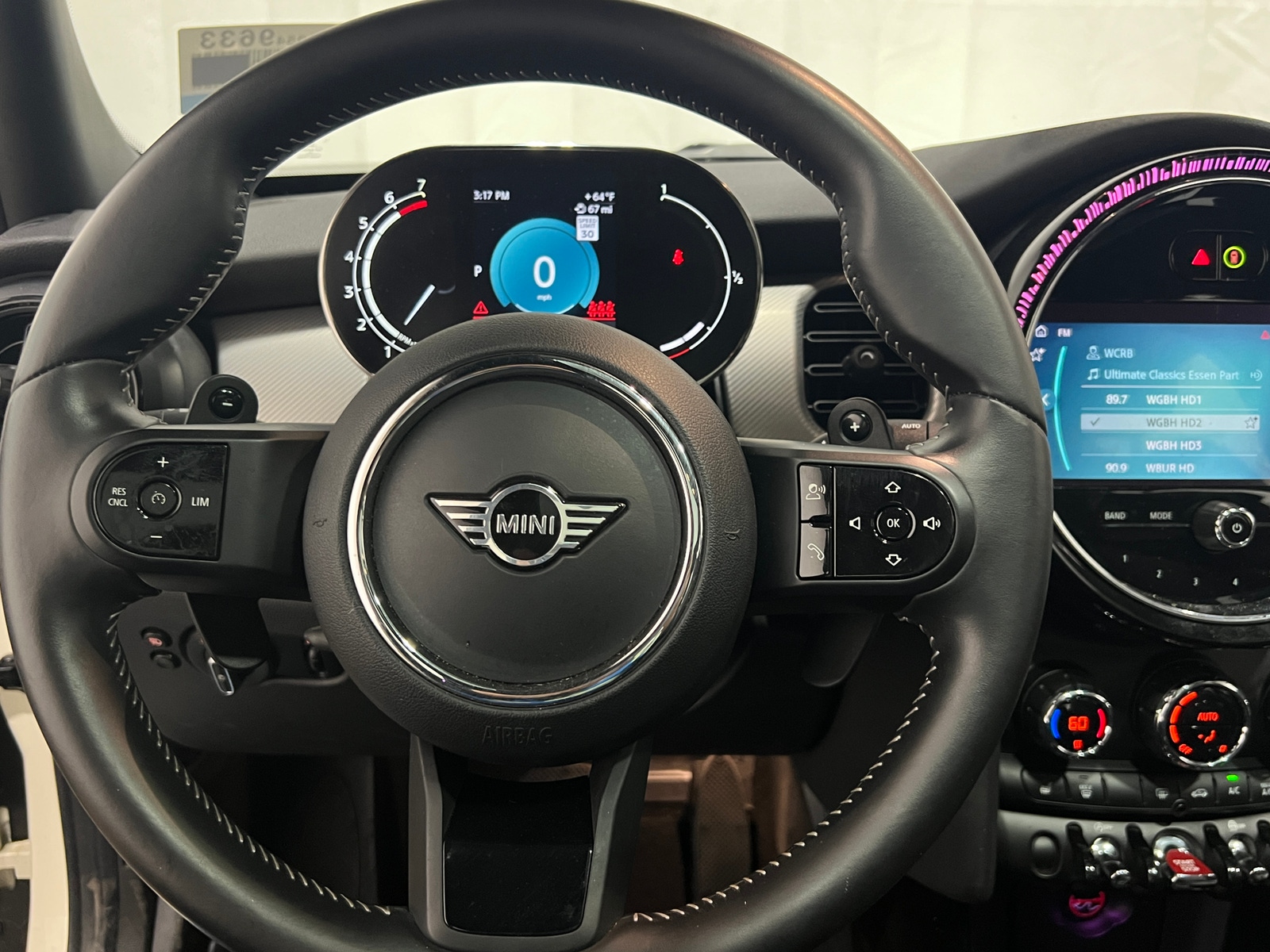 Thumbnail: 2022 MINI Cooper Hardtop - 4