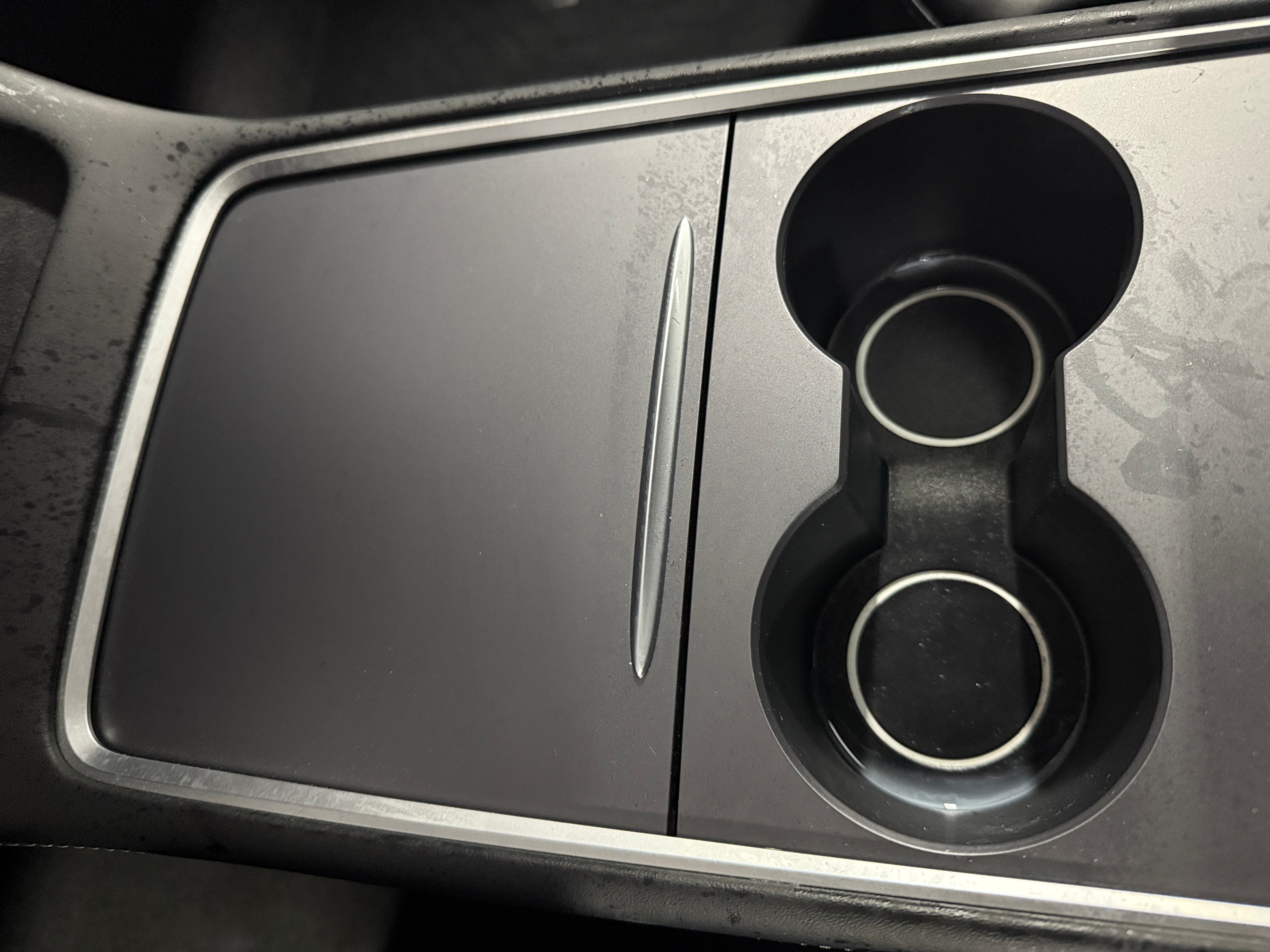 Used 2021 Tesla Model Y Long Range with VIN 5YJYGDEE8MF249261 for sale in Oak Creek, WI