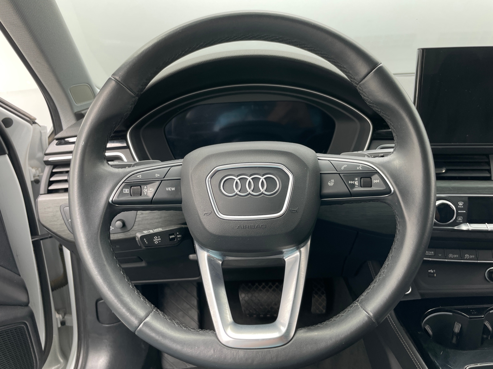 Thumbnail: 2021 Audi A4 - 4