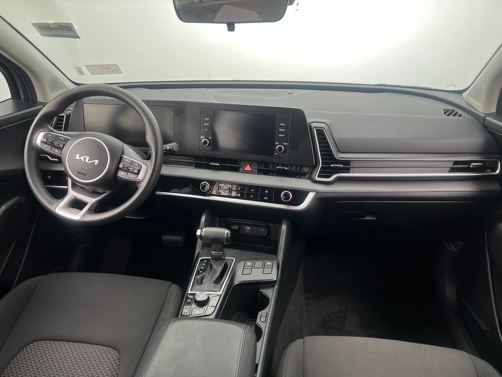 Thumbnail: 2024 Kia Sportage - 3