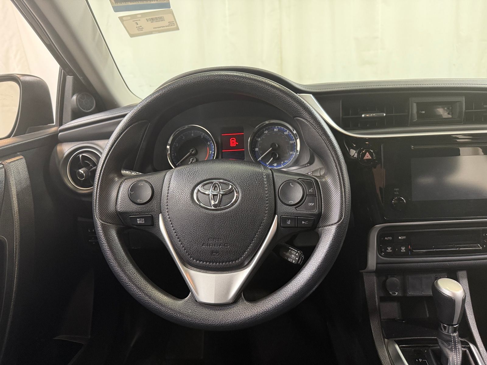 Thumbnail: 2017 Toyota Corolla - 5