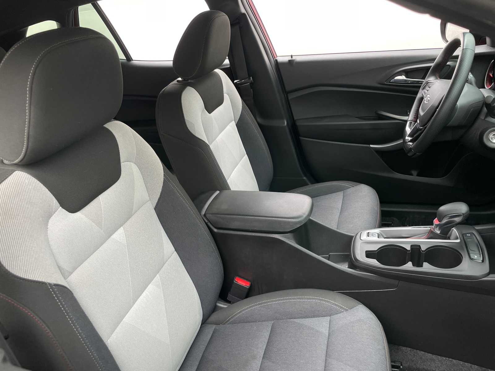 Thumbnail: 2024 Chevrolet Trax - 2
