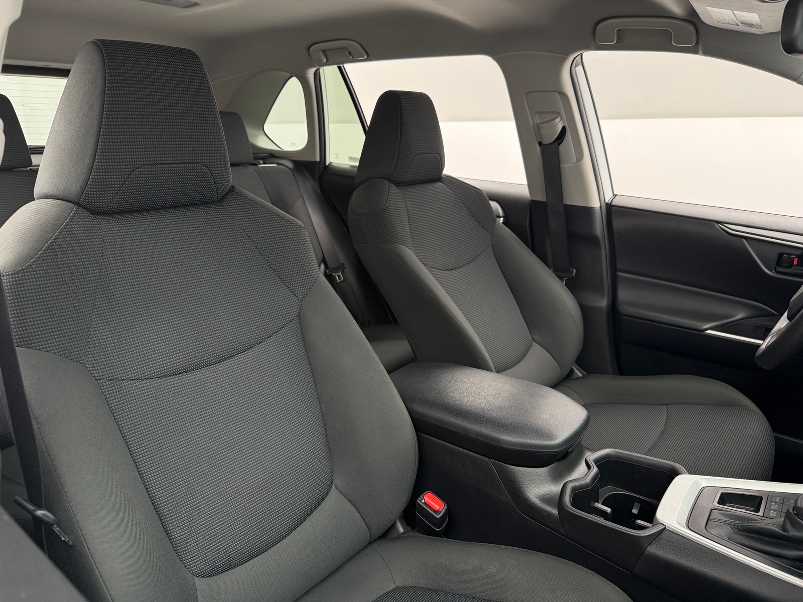 Thumbnail: 2024 Toyota RAV4 - 2