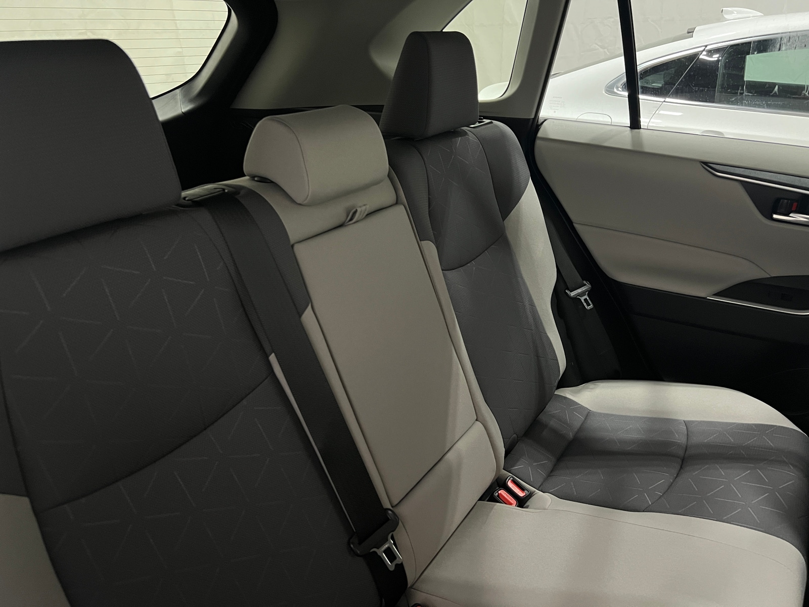 Thumbnail: 2019 Toyota RAV4 - 6