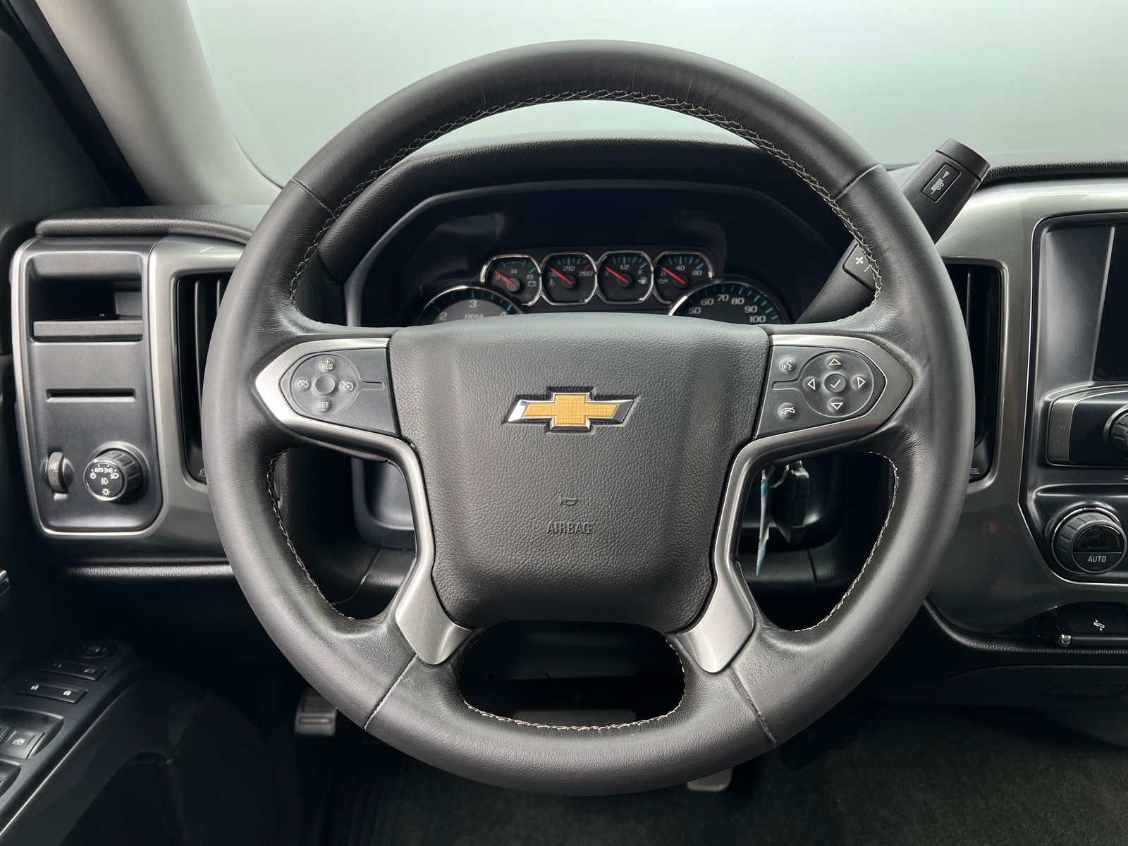 Thumbnail: 2018 Chevrolet Silverado 1500 - 5