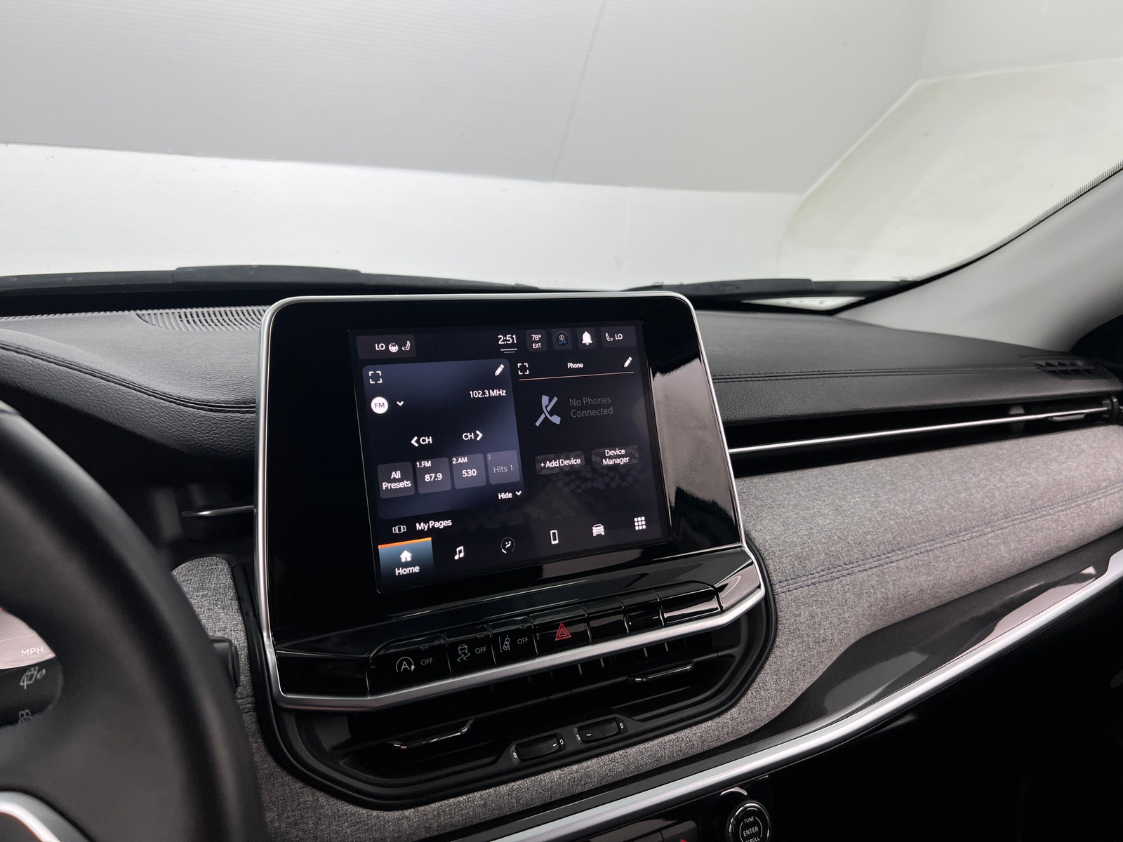 Thumbnail: 2022 Jeep Compass - 4