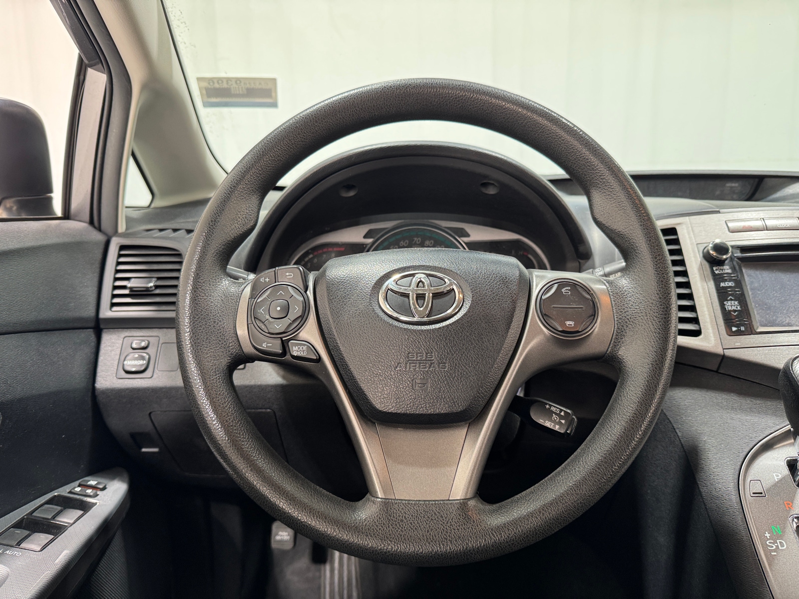 Thumbnail: 2014 Toyota Venza - 5