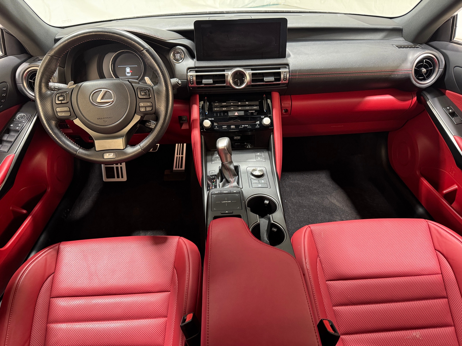 Thumbnail: 2022 Lexus IS - 2