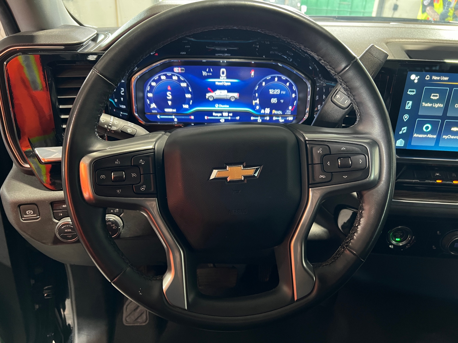 Thumbnail: 2024 Chevrolet Silverado 1500 - 5