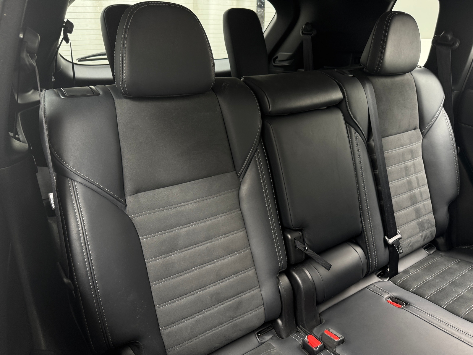 Thumbnail: 2024 Mitsubishi Outlander - 5