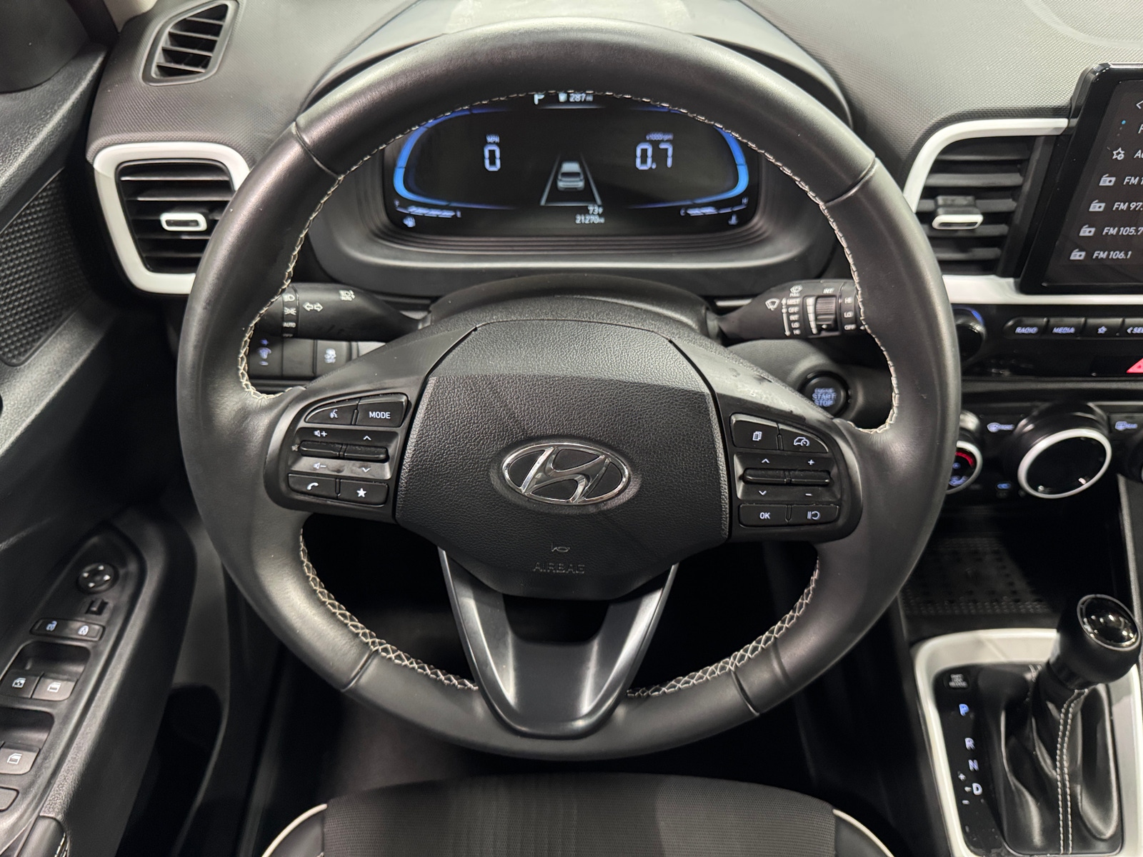 Thumbnail: 2024 Hyundai Venue - 5