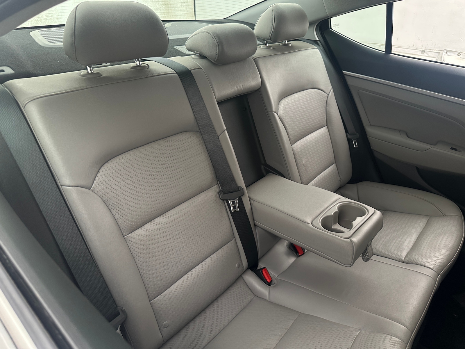 Thumbnail: 2020 Hyundai Elantra - 5